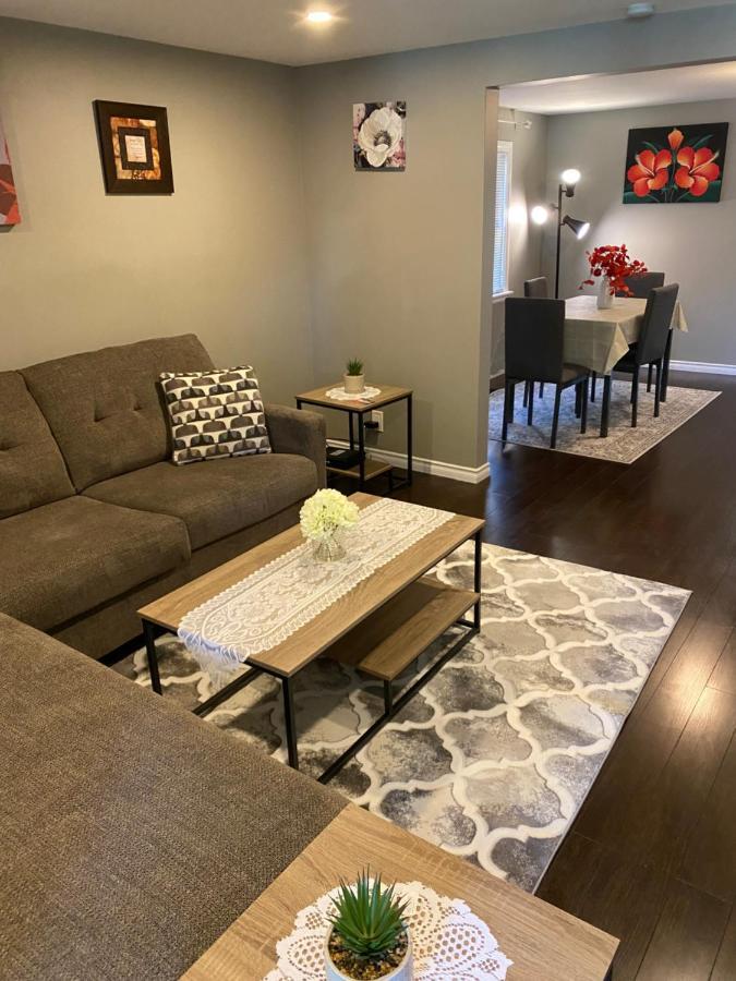 Windsor Airport Room Accommodation Bagian luar foto