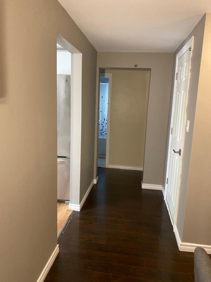Windsor Airport Room Accommodation Bagian luar foto